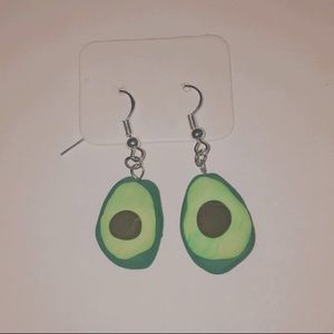 Avocado earrings!🥑